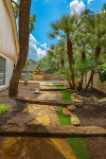 Cozy Luxury  Pool + Home Theater + Backyard Oasis