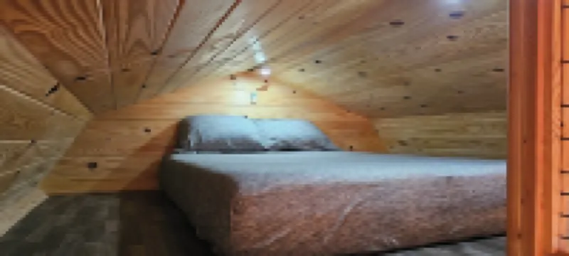 Charming cabin with amazing views located on Toontucky Farms