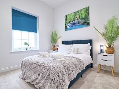 Chelmsford Ground Floor Apartment. Next to the City Centre with Wifi & Parking