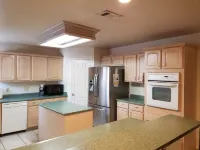 Quiet neighborhood, two minutes from the recreational park Hotels in Leon Valley