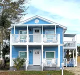 Land Lovers & Pirates Welcome #3 - balcon