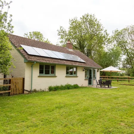 3 Bedroom idyllic countryside cottage in the middle of rural Wiltshire