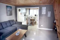 Casa Mamã e Papá - Mosteiros