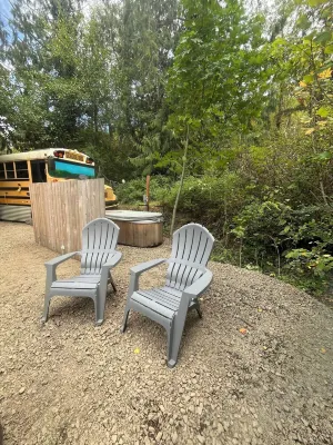 Bee Haven Bus at the RMR Farmstead with hot tub Hotels near Jesus Name Pentecostal Church