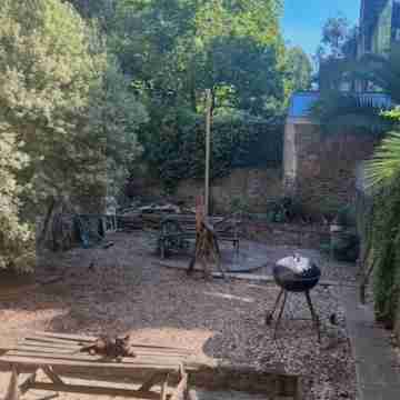 Portobello locals apartment Hotel Exterior