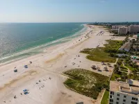Bay View Condo, Minutes to Top Beach in the US
