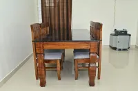 Relax with family at Charming 2bedroom apartmnt with WiFi AC in wonderful Mysore