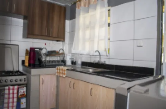 Exclusive Serviced 3 Bedroom Apartment
