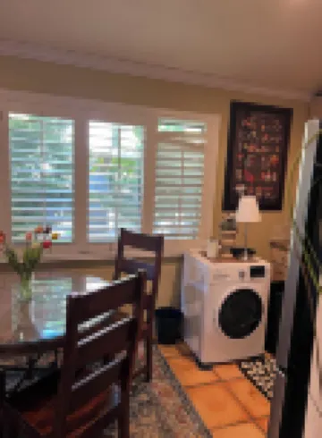 Peaceful cottage in Oakland hills with WiFi access