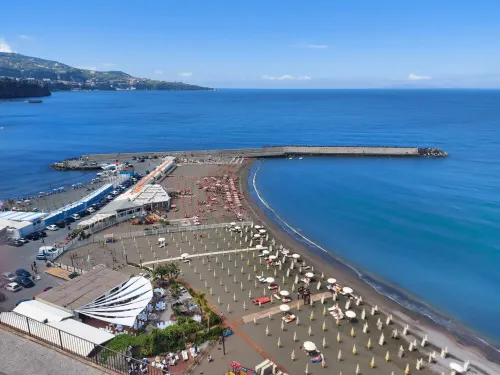 Cozy Holiday Home in the historic center of Meta A few steps from the sea