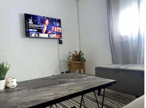 Nice apartment ideally located Hotels in Ariana