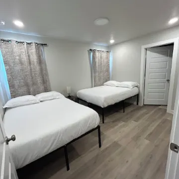 Gorgeous 3-bedroom house with 6 Beds and AC in Odessa