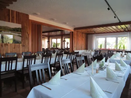 Büchelsteiner Hof Отели в г. Лаллинг