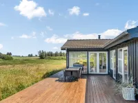 "Hildegardt" - 1km from the Sea