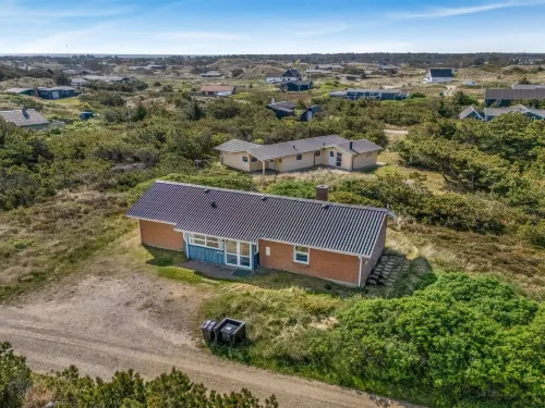 "Anita" - 500m from the Sea Hotels in Sondervig