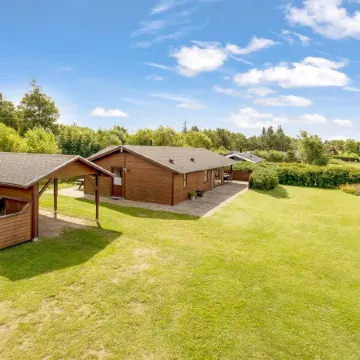 "Yngve" - 3.5km from the sea