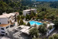 Santa Marina Hotel - piscina