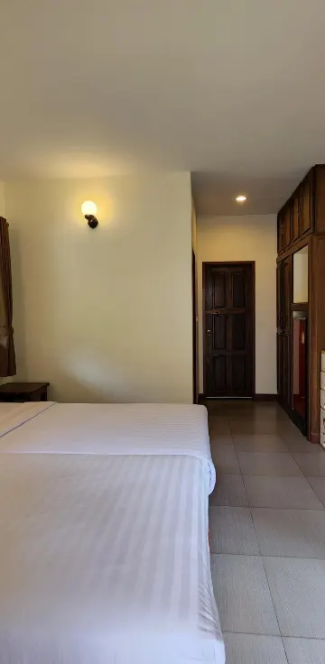 ห้องนอน 1 ห้อง วิวสระน้ำ เตียงทวิน