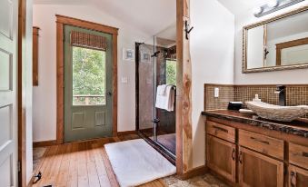 Whispering Hollow in Eureka Springs