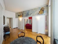 럭스렌트 펜트하우스 크리미아