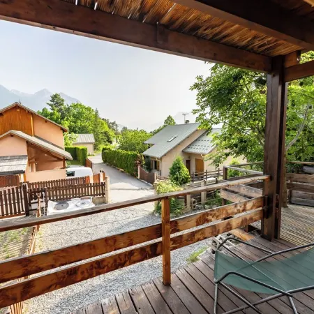 La maison d'Albane - Briançon/Serre Chevalier Valley - comfort and modernity Отели в г. Бриансон