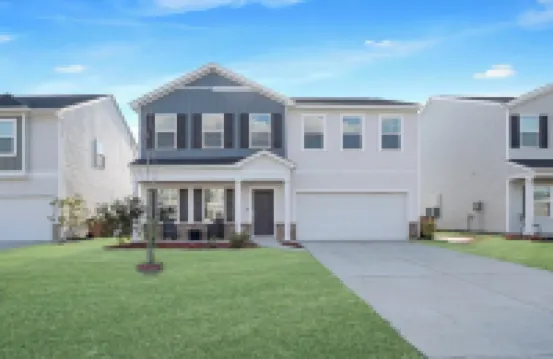 Spacious 5-bedroom house in charming Port Wentworth with WiFi and fitness room