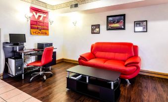 Econo Lodge Christiansburg-Blacksburg I-81