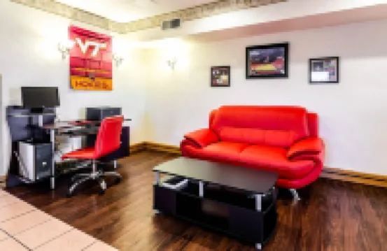 อีโคโนลอดจ์ คริสเตียนส์เบิร์ก-แบล็กส์เบิร์ก ไอ-81