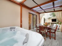 Apartment Boris (ST) - Two Bedroom Apartment with Terrace and Jacuzzi - Hot Tub
