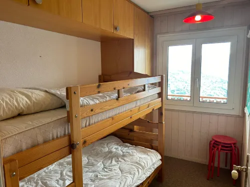 Apartment in Veysonnaz with balcony