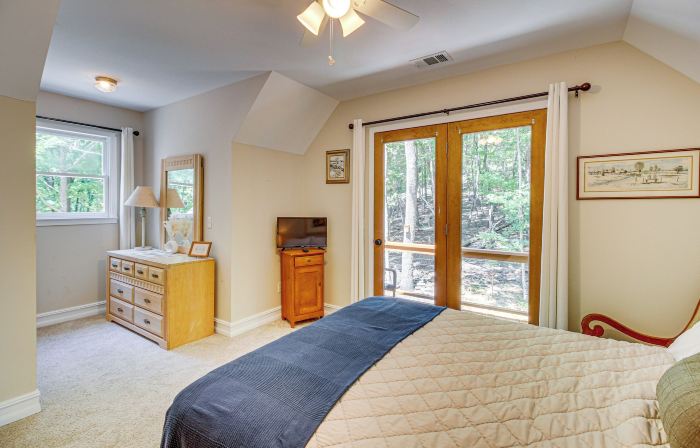 North Georgia Cabin w/ Hot Tub & Community Perks!