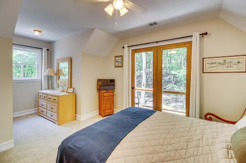 North Georgia Cabin w/ Hot Tub & Community Perks! - parking
