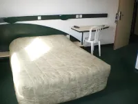 Good Night Hotel Hotels in Arques