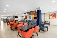 โรงแรม Holiday Inn Express & Suites Council Bluffs - Conv Ctr บาย IHG - พร้อมอาหารเช้า