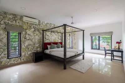 Truliv Villa Seraya Hotels near ECR Beach