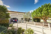 Logis Hôtellerie les Brisants , Restaurant J M Perochon Hotels in Bretignolles-sur-Mer