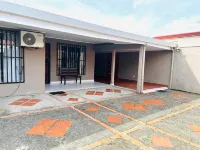 Private residential home for 8 with private pool; 5 min walk to Jacó Beach.