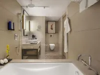 Novotel Mumbai International Airport Hoteles cerca de Instituto Nacional de Ingeniería Industrial NITIE