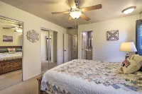 Home w/ Screened Porch ~ 10 Miles to Dtwn OKC! - parking