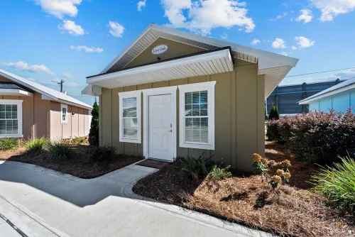 "Live Oak" Cottage Reidsville Georgia