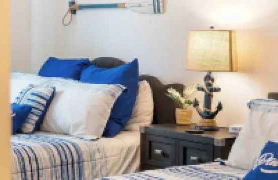 Boatin & Floatin on Table Rock Lake in the Ozarks!