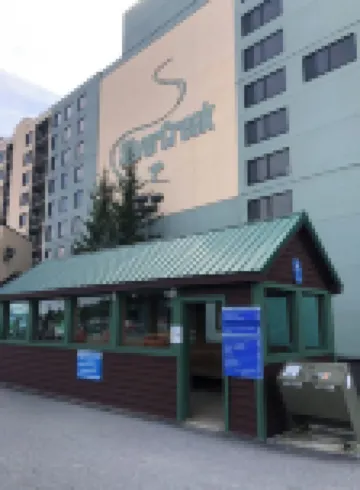 Modern Condo Ski In/Ski Out with Night Skiing - 2 Beds/Full Bath, Full Kitchen