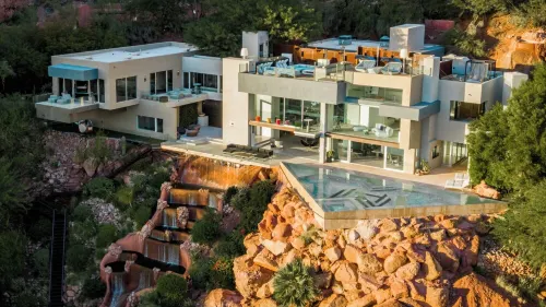 Sculptural Luxury Built on Camelback Mountain with Infinity Pool and Epic Views