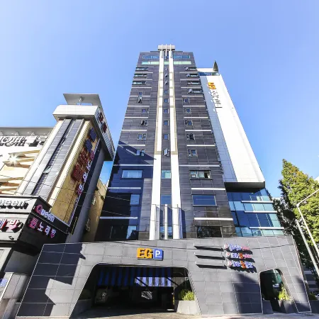 Hwagok EG Hotel Отели рядом с достопримечательностью «Парк Кубка Мира»
