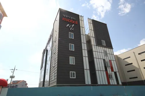 Sacheon Island Hotel