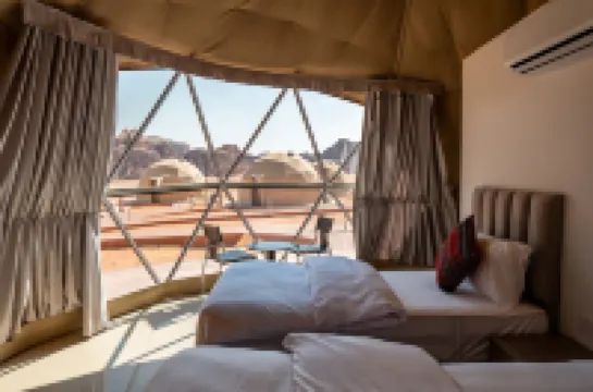 Terra Nova Camp Hotels near Mount Lamlam