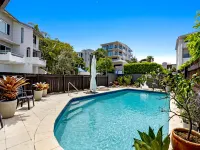 2-Bed Coastal Haven with Pool by Sunshine Beach Hotels in Sunshine Beach