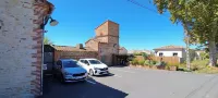 16 Bis-Gîte-Hôtel-Appartement - Parking
