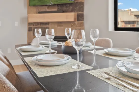 Mountain View Magic - Mayflower Lakeside