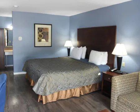 Timber Motel Hotels in Clinton